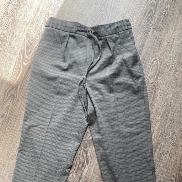 Zara The Easy Pant size US 2 - Picture 2 of 13